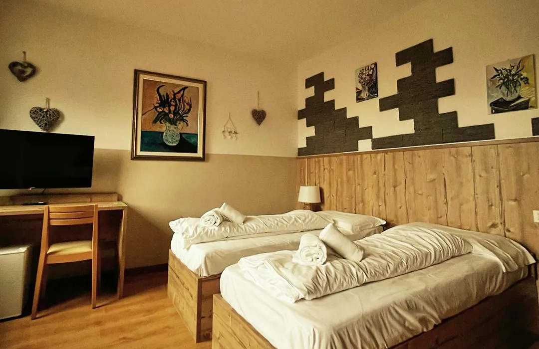 Hotel Tarvisio Four Seasons-1